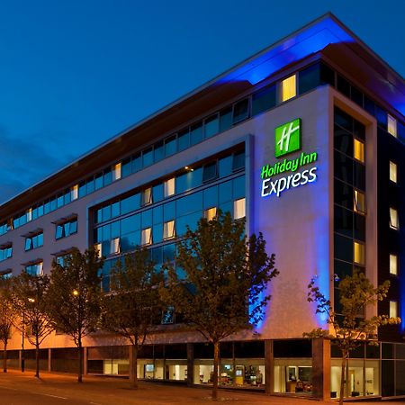 Holiday Inn Express Newcastle City Centre, An Ihg Hotel Exterior foto